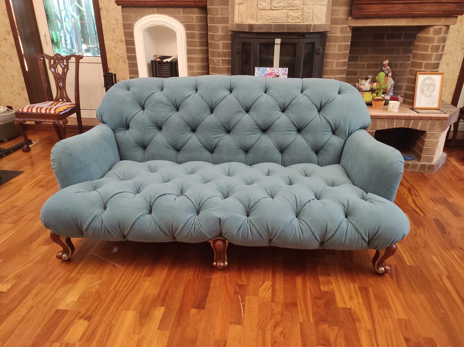 Обивка дивана. Североуральск